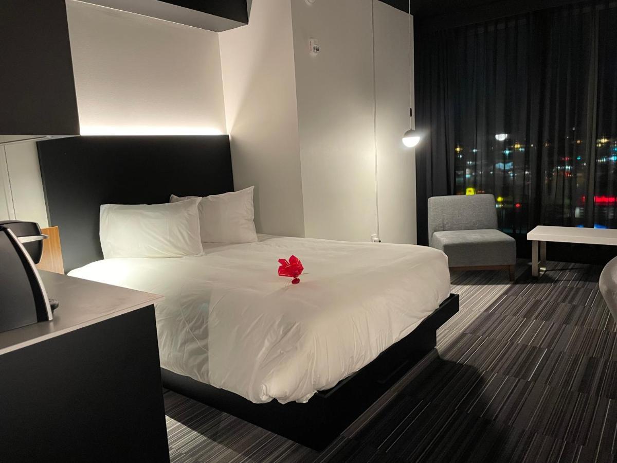 Grand Times Hotel Laval - Centropolis 외부 사진