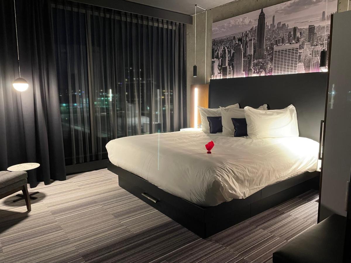 Grand Times Hotel Laval - Centropolis 외부 사진